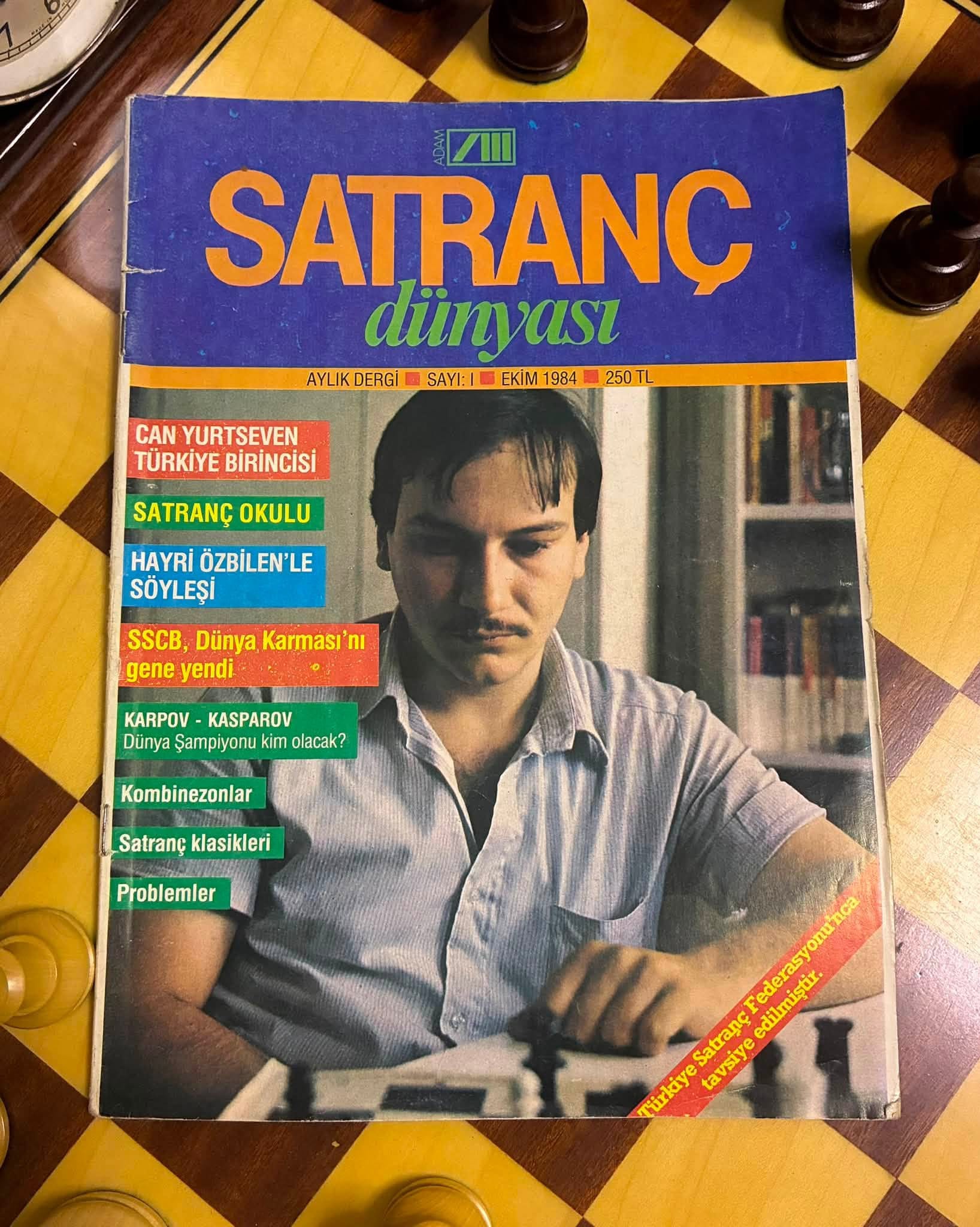 Can Yurtseven 1984 Türkiye Satranç Şampiyonu – Satranç Dünyası Ekim 1984 dergi kapağı