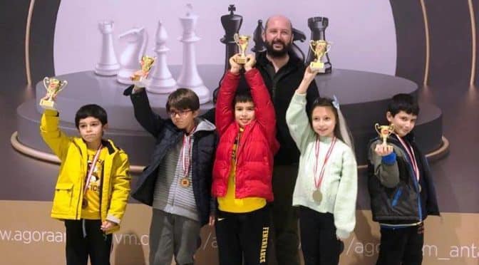 Agora AVM Antalya TSF Satranç Turnuvası Büyük Ustalar Satranç Kulübü FA Onur Alacaba