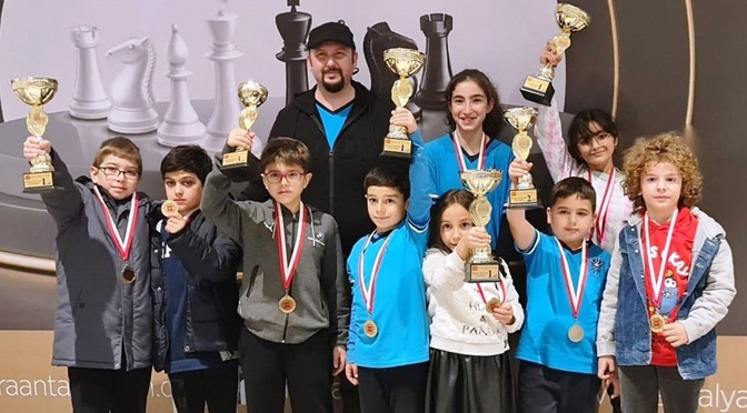 Antalya Agora AVM & Seviye Okulları Satranç Turnuvası