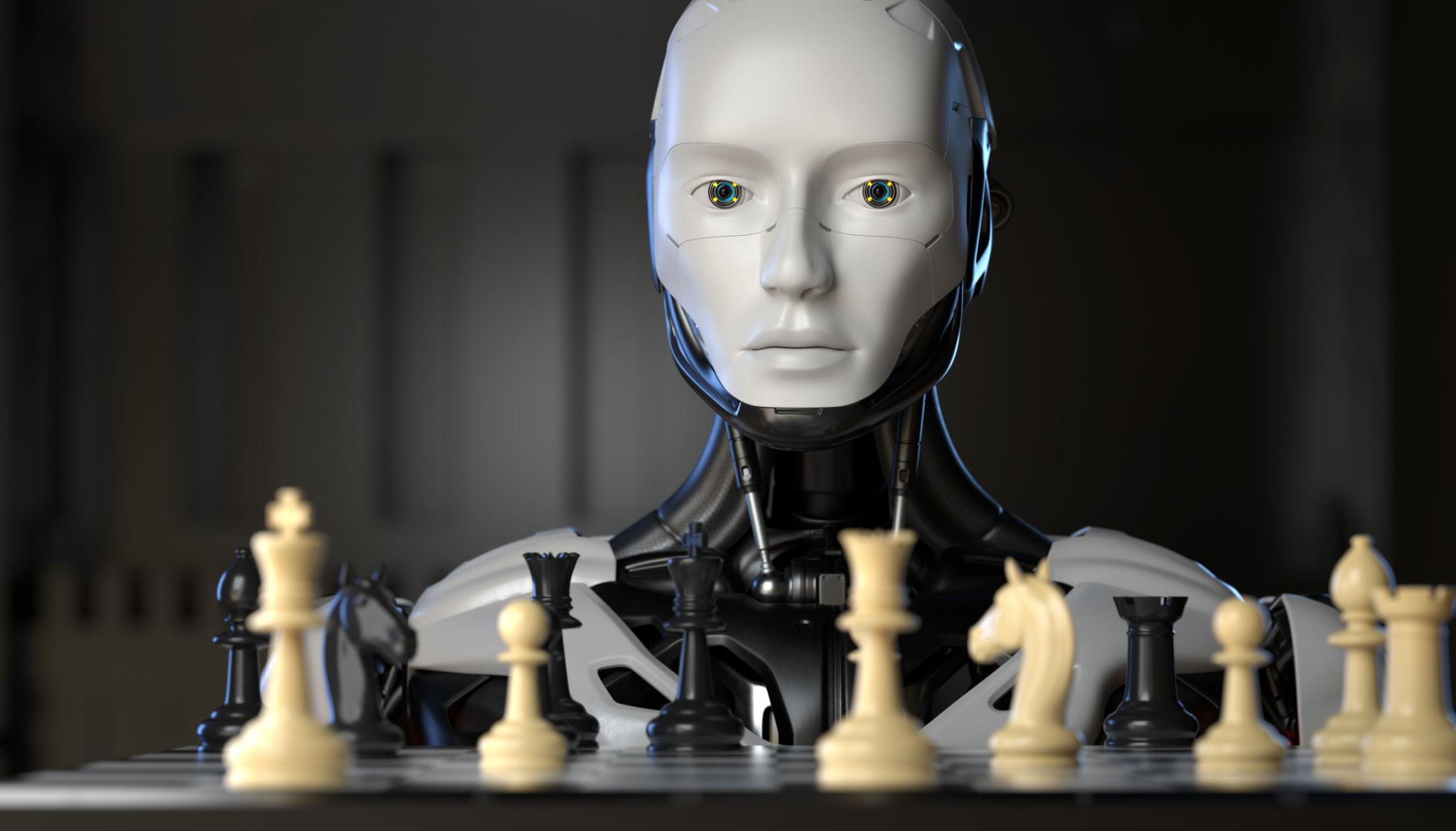 Yapay zekâ ve satranç teknolojilerini temsil eden robot ve satranç tahtası Antalya satranç eğitimi