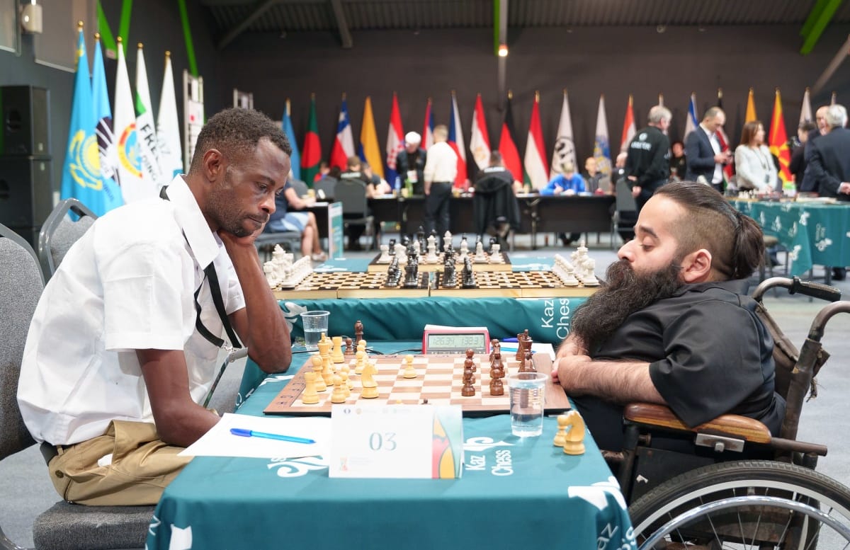 FIDE Engelliler Satranç Olimpiyatı 2026'da satranç oynayan engelli sporcular